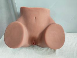 Garçon Bien Membré Baise Avec Une Poupée Sexuelle Comme Dans La Vraie Vie