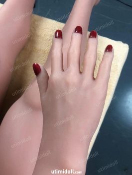 Jeune Poupée Sexuelle Japonaise Grandeur Nature